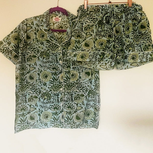 Blue/green Floral Shortie Pyjama Set – Size Large