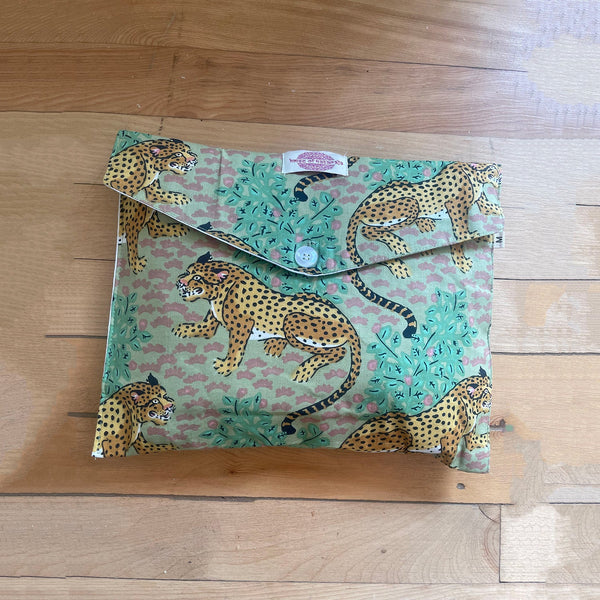 Sage Green Cheetah Shortie Pyjama Set – Size Extra Large