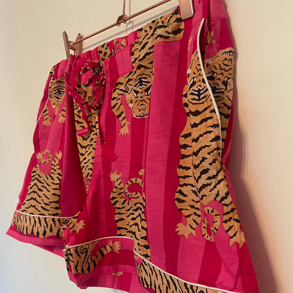 Fuchsia/pink Tiger Stripe Shortie Pyjama Set – Size Medium